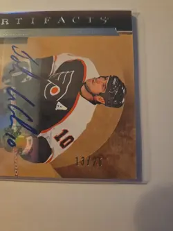 Dual 2 Color Jersey Auto #'d /25 - John Leclair. Flyers Legend NHL Artifacts - Image 2