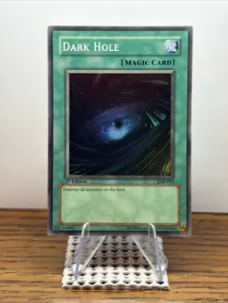 Yu-Gi-Oh TCG Dark Hole 2002 LOB-052 Super Rare 1st Edition NM/NP - Image 1