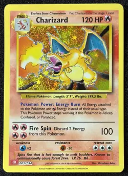 Charizard 003/034 Trading Card Game Classic Holo - Image 1