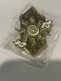 Magic Con Exclusive Mana Pin Plains - White MTG WOTC New - Image 1