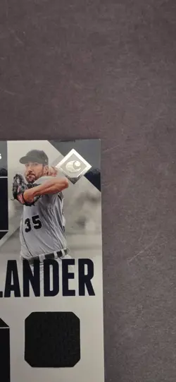 Justin Verlander 2017 Panini Chronicles Swatches 418/499 Jersey #CS-JV - Image 2