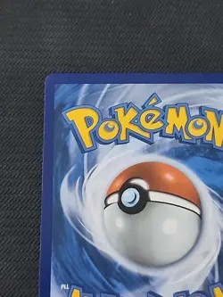 Pokemon Celebrations "Reshiram" 113/114 / Classic Collection / Near Mint - Image 4