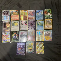 Pokemon- TCG Trading Cards 636996769739 - Image 1
