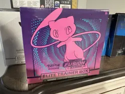 Nintendo Pokemon TCG: Sword & Shield Fusion Strike Elite Trainer Box 820650809330 - Image 1