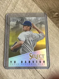 2013 Panini Select #EF18 Yu Darvish Skills Insert Prizm Gold #13/25 - Image 2