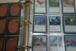 Magic The Gathering Binder w 375+ Cards 1990s Wizards of the Coast MTG Fantasy - Image 5