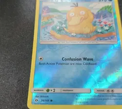 Psyduck 28/149 Reverse Holo Sun & Moon Base Pokemon Card LP - Image 2