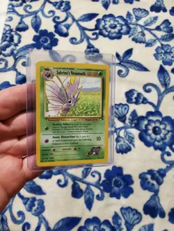 LP Pokemon TCG Sabrina's Venomoth Gym Heroes 34/132 Unlimited Rare Card - Image 1