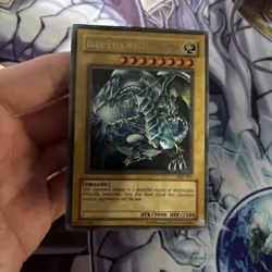 (EF) Yugioh Blue Eyes White Dragon 2018 JMP-001 Unlimited Ultra Rare Holo - MP - Image 3