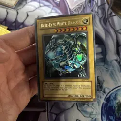 (EF) Yugioh Blue Eyes White Dragon 2018 JMP-001 Unlimited Ultra Rare Holo - MP - Image 4