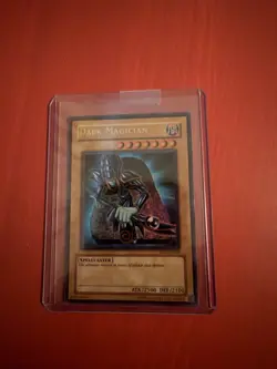 YuGiOh Dark Beginning 1 Dark Magician DB1-EN102 NM/LP Unlimited Foil - Image 1