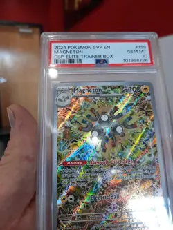 Magneton Psa 10 Gem Mint Surging Sparks Elite Trainer Box Promo 159 Svp En 2024 - Image 4