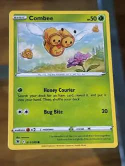 Combee 011/189 Astral Radiance Pokemon Card - Image 1