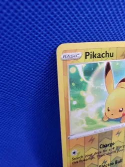 Pikachu Reverse Holo 65/202 Sword & Shield Pokemon TCG 2020 Lightly Played - Image 2