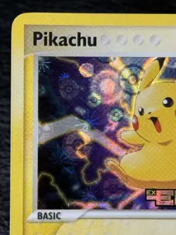 Pikachu 60/106 - Stamped Reverse Holo - Vintage Pokemon TCG: EX Emerald - LP - Image 2