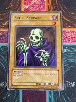 Yu-Gi-Oh! TCG Skull Servant LOB-004 Common Unlimited NM/LP - Image 1