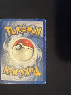 WotC Magneton 9/102 Base Set Holo Rare English 1999 Pokemon TCG DAMAGED - Image 3
