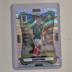 Panini Prizm FIFA World Cup 2026 Gilberto Mora Mexico Rookie Card #290 - Image 1