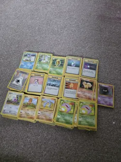 Pokemon Base Set bulk lot 750+ cards WOTC Vintage varied condition - Image 1