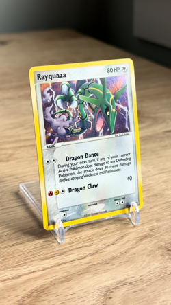 Rayquaza 9/106 Holo 2005 EX Emerald Pokemon Card Vintage English DMG - Image 2