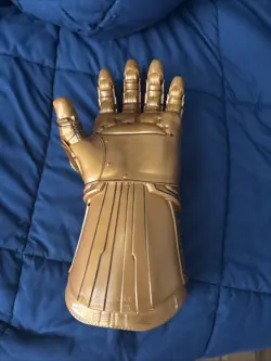 Disney Parks Avengers Vault Thanos Infinity Gauntlet - Image 2