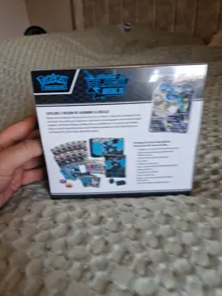 Pokemon TCG Black Bolt Elite Trainer Box ETB Center Edition New Slight Damage #2 - Image 5