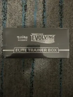 Pokemon TCG SWSH Evolving Skies Elite Trainer Box ETB Sealed - Umbreon/Flareon - Image 3