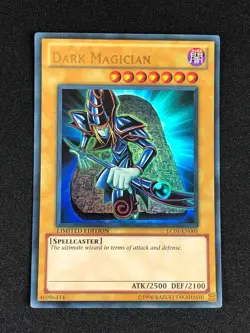 YUGIOH DARK MAGICIAN LC01-EN005 ORIGINAL PRINT! ULTRA RARE! - Image 1