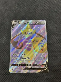 Aegislash V 177/185 Vivid Voltage Pokemon NM - Image 1