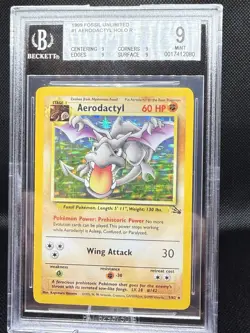 1999 POKEMON Aerodactyl Holo Pokemon Fossil 1/62 BGS 9 MINT (PSA10UUU) - Image 1
