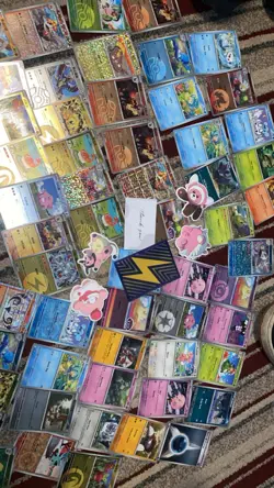 Pokemon TCG 10-15 Pokemon GO Mixed Card Lot English Holo/Regular masterball - Image 1