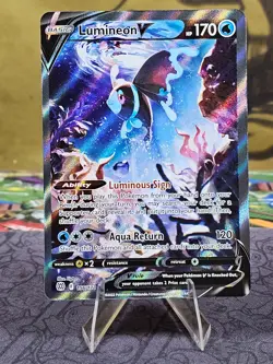 Pokemon TCG Lumineon V (Alternate Full Art) 156/172 Swsh09: Brilliant Stars Holo - Image 1