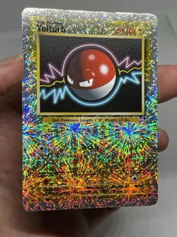 Voltorb Reverse Holo 2002 Legendary Collection Pokemon Card 97/110 NEAR MINT - Image 2