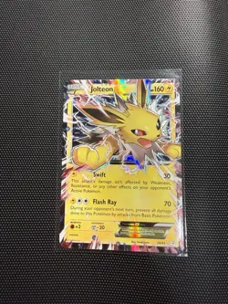 The Pokemon Company Jolteon EX Full Art Holo 28/83 Generations UR 2016 160 HP EN - Image 1
