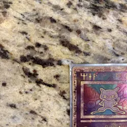 Pokemon TCG Ancient Mew Holographic 1999/2000 Pokemon Movie Promo - Image 2