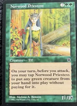 Wizards of the Coast Norwood Priestess MTG Urza's Saga Green Uncommon 1998 - Image 1