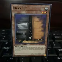 YUGIOH MAXX C SBC2-EN128 COMMON 1ST ED NM/VLP SPEED DUEL - Image 1