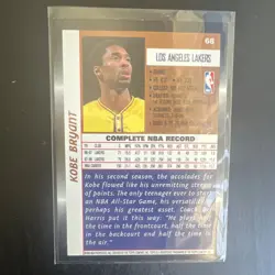 Kobe Bryant Los Angeles Lakers 1997-98 Topps/Fleer MVP Rookie 5 Card Lot - Image 5