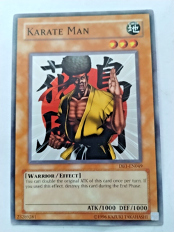 Yu-Gi-Oh! TCG Karate Man Dark Beginnings 1 DB1-EN049 Unlimited Com.-Uncirculated - Image 1