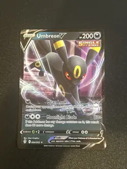Pokemon TCG Umbreon v Evolving Skies Holo Ultra Rare Card 094/203 Nm - Image 1