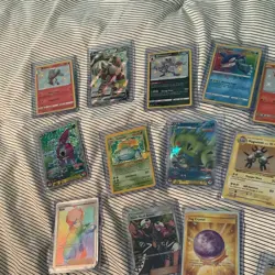Pokemon TCG Japanese 28-Card Mixed Lot Holo/Foil w/ Radiant Charizard - Image 4