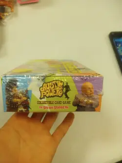 Austin Powers Collectible Card Game Booster Box 30 packs with 11 cards each NEW - Image 4