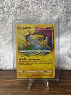 Pokemon Raikou Amazing Rare SWSH04: Vivid Voltage 050/185 - Image 1