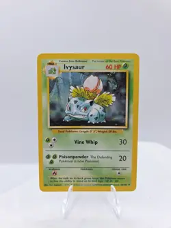 Ivysaur 30/102 Base Set 4th Print Pokemon Card - Image 1