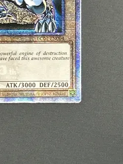 Yugioh Mint Blue-Eyes White Dragon (Quarter Century Secret Rare) LC01-EN004 - Image 5