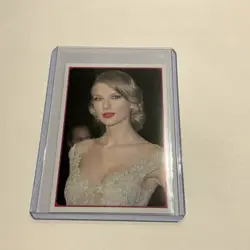 2025 Panini Unofficial Pop Stars Taylor Swift #32 Rookie Card - Image 1