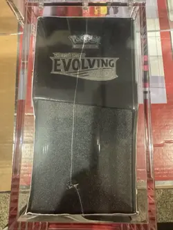 Pokemon Evolving Skies ETB Factory Sealed Read Description And Look At Photos - Image 4
