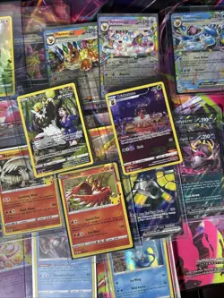 Pokemon TCG Lot - Image 3