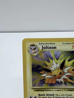 Jolteon Pokemon TCG Jungle Regular Rare Card 04/64 1998 - Image 3