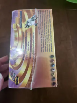 POKEMON GYM HEROES 1ST EDITION BOOSTER BOX / FACTORY SEALED / WOTC / YEAR 2000 - Image 2